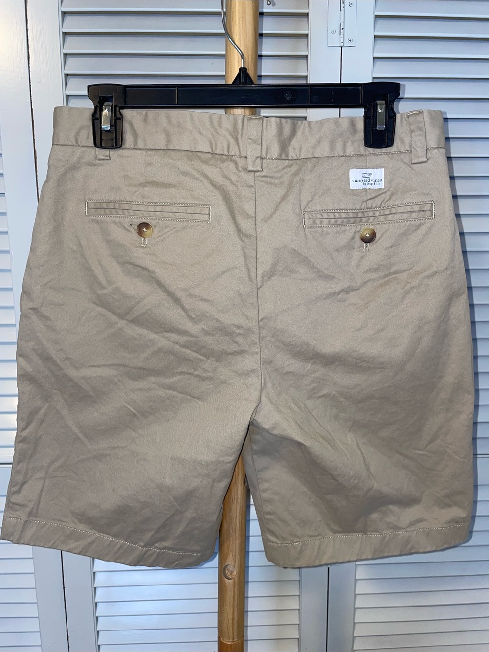 EUC Vineyard Vines Men's Khaki Flat-Front Breaker Shorts - Sz 30
